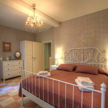 Santa Lucia Апартаменты *